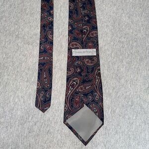 Halston Heritage Navy and Red 100% Italian Silk Paisley Tie